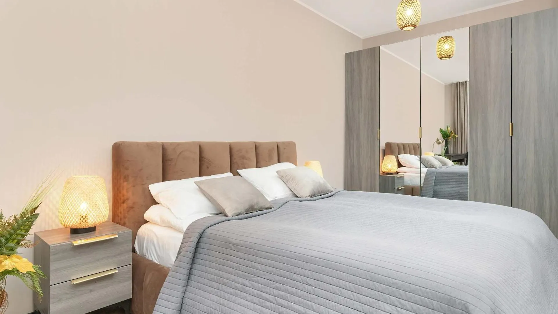 Jasny I Elegancki Apartament Pastelowa Z Parkingiem By Noclegi Renters Gdańsk 0*,