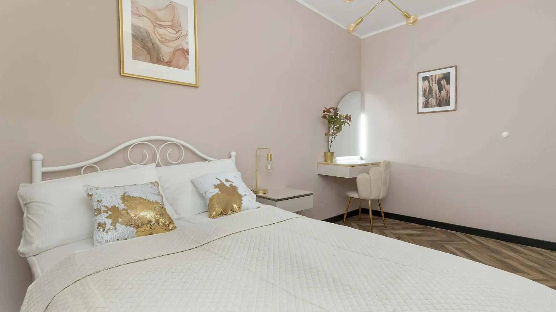 Jasny I Elegancki Apartament Pastelowa Z Parkingiem By Noclegi Renters Gdańsk 0*,