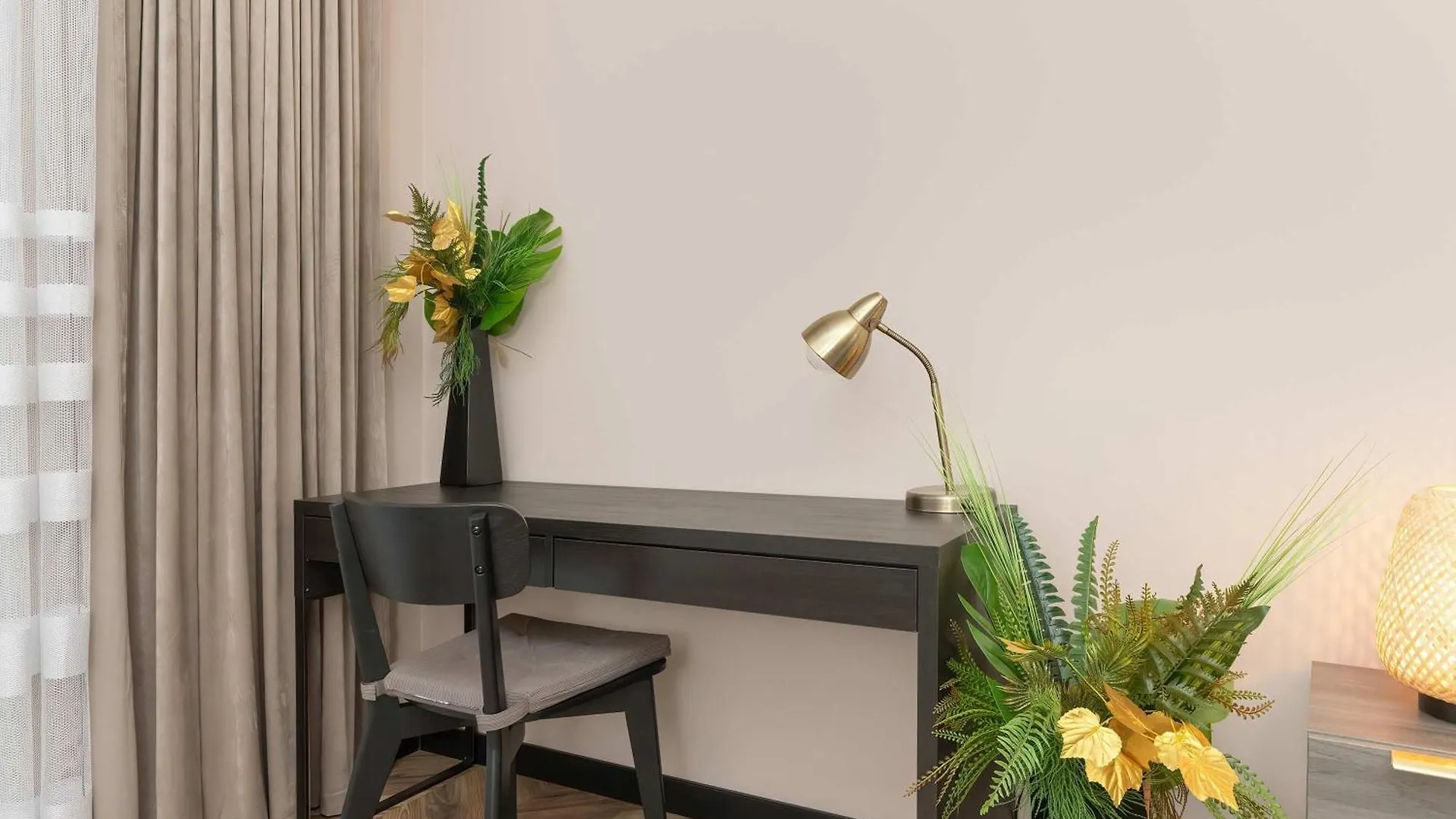 Jasny I Elegancki Apartament Pastelowa Z Parkingiem By Noclegi Renters Gdansk Apartment